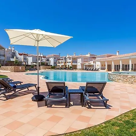 아파트 Sleeps 5 With Pool And Wifi *